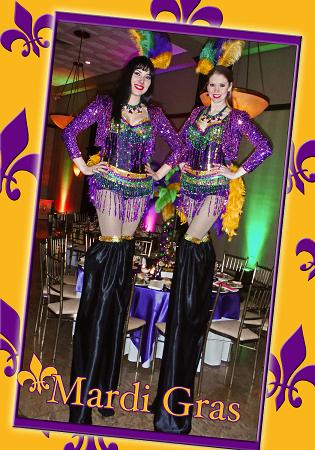 Holiday Stilt Wlakers and Jugglers for Mardi Gras parties, corporate events, and parades in New Jersey