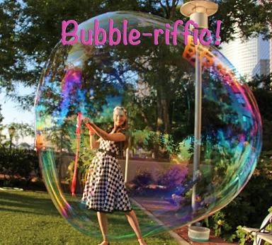 Soap Bubbles Maker entertainer for children's birthday parties in New Jersey, bubbles in all sizes, amazing large bubbles to stand inside